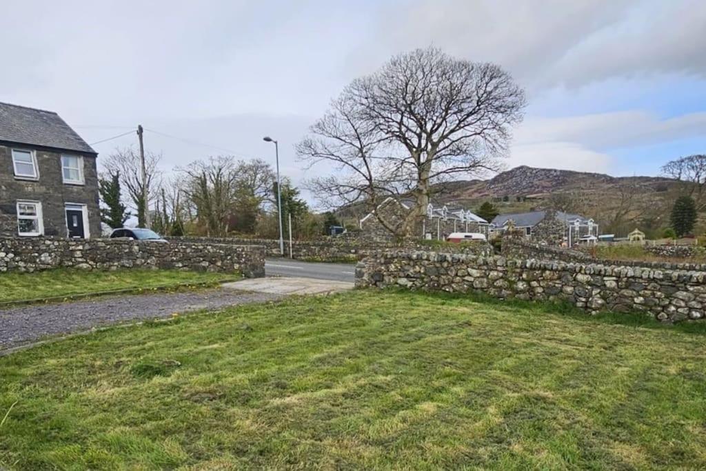 Cosy Cottage In Snowdonia Brynkir Exterior photo